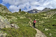 14 Iniziano larghi tornanti con vista sul Piz Julier